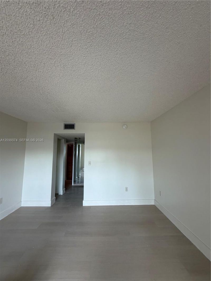 1800 NW 24th Ave, Unit 220, Miami, FL 33125 Photo