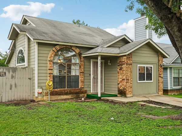 8724 Seven Seas, San Antonio, TX 78242