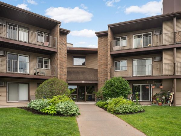 3440 Golfview Drive, Unit 112, Eagan, MN 55123