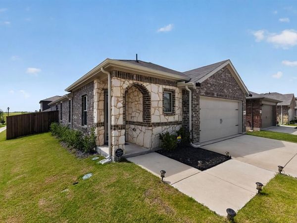 4626 Verdin Street, Crandall, TX 75114
