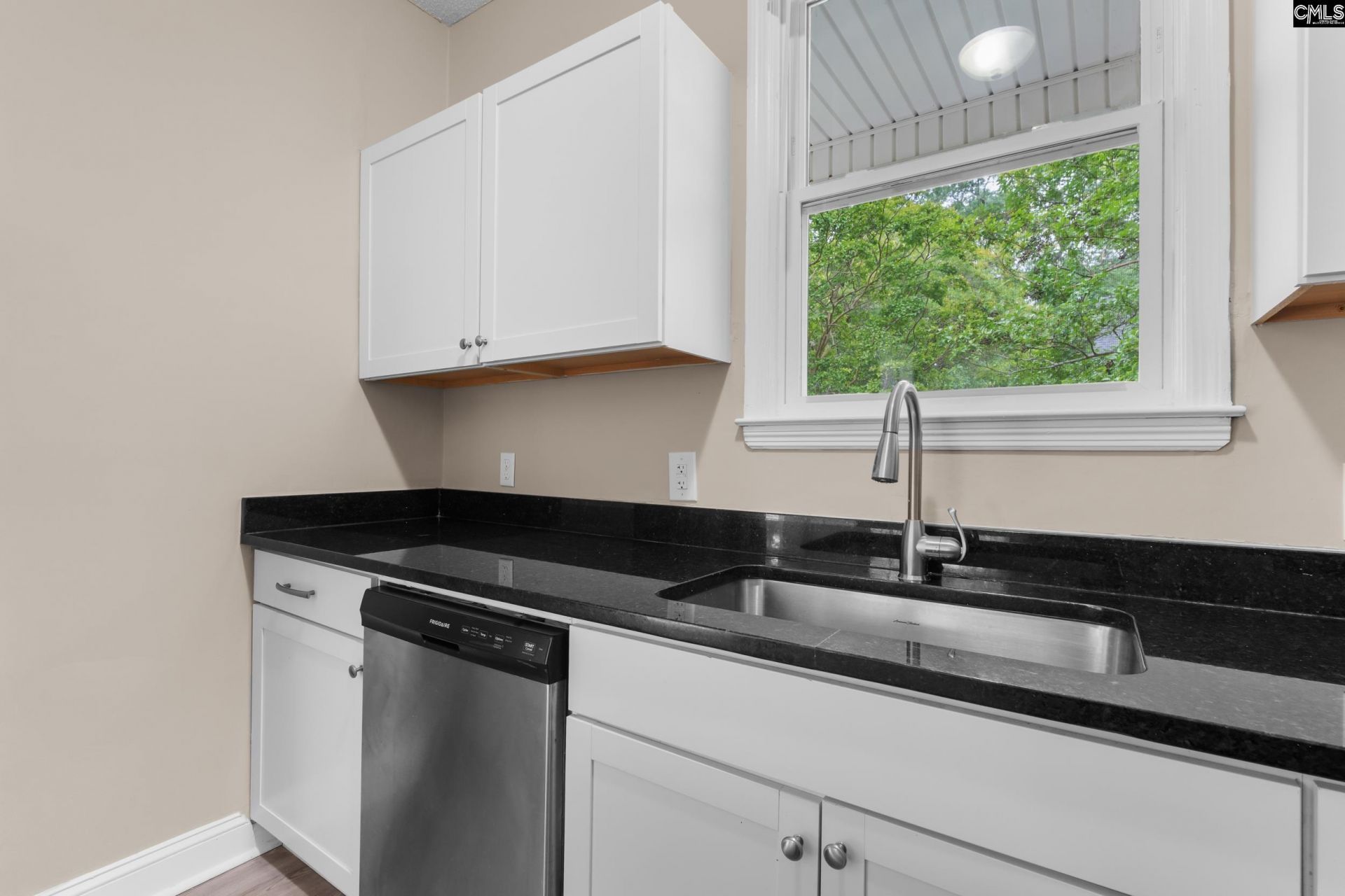 509 Wallace Way  Photo 11