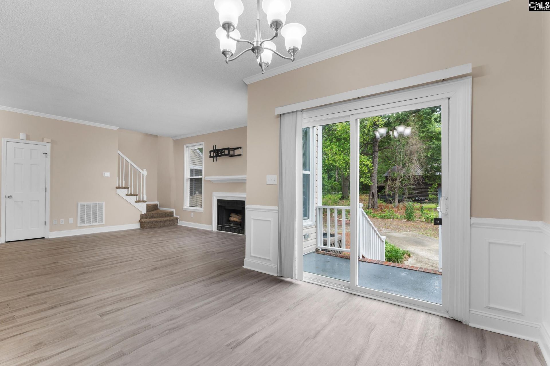 509 Wallace Way  Photo 9