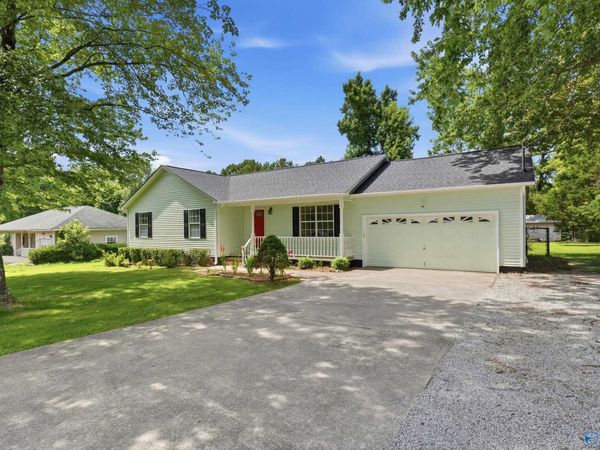 2515 Charity Lane, Hazel Green, AL 35750