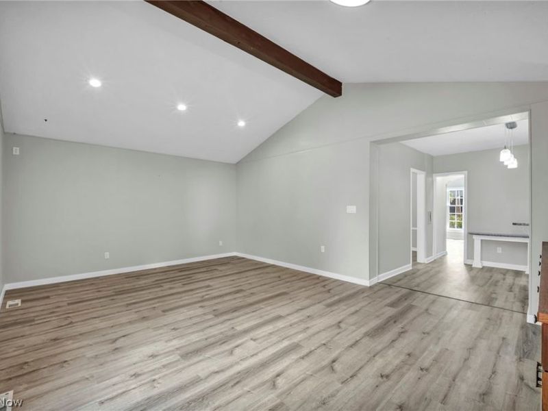 2496 Saybrook Road , University Heights, OH 44118 Photo 18