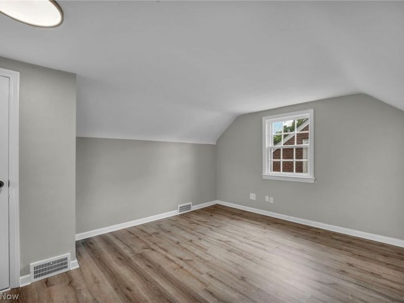 2496 Saybrook Road , University Heights, OH 44118 Photo 28