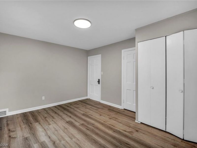 2496 Saybrook Road , University Heights, OH 44118 Photo 32