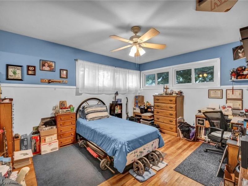 301 E 317th Street , Willowick, OH 44095 Photo 16