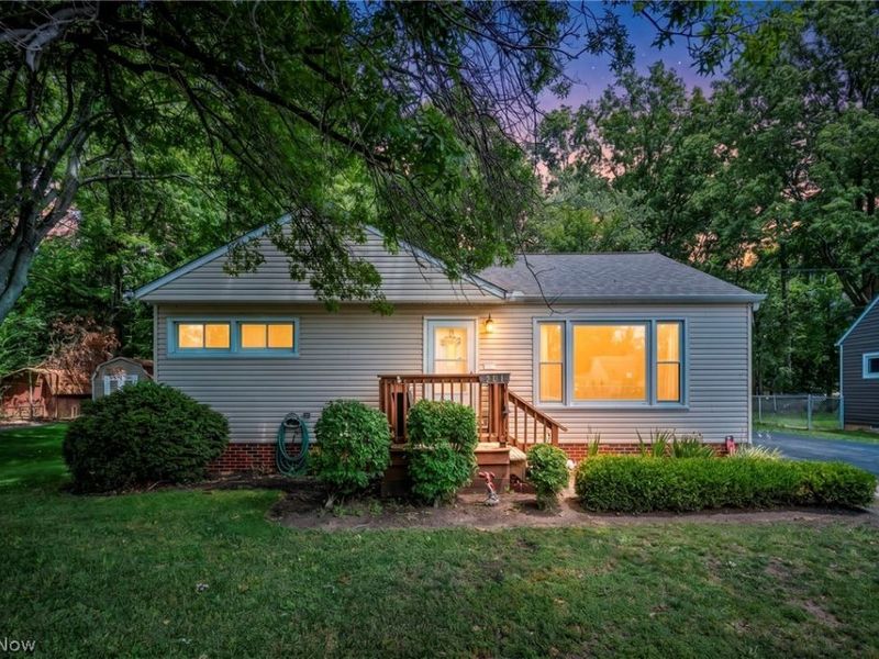 301 E 317th Street , Willowick, OH 44095 Photo 2