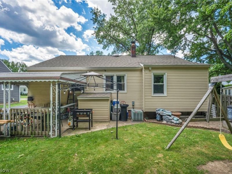 301 E 317th Street , Willowick, OH 44095 Photo 25