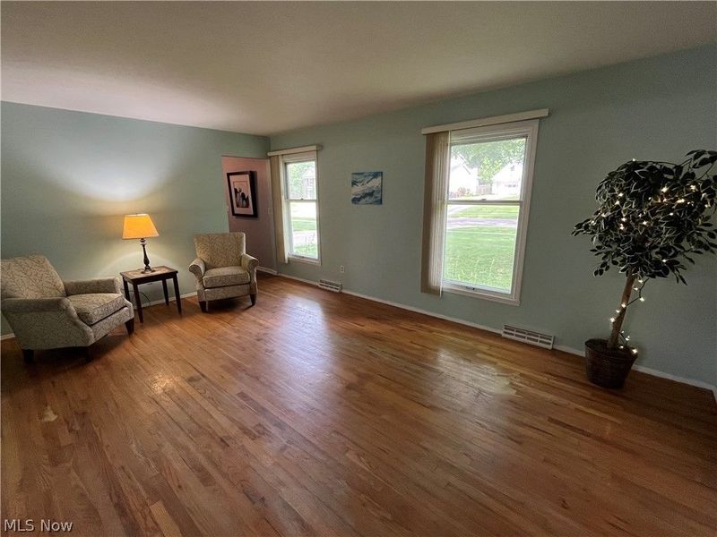 274 Dorchester Road, Akron, OH 44313 Photo 2