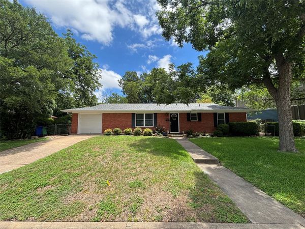 5911 Aurora DR , Austin, TX 78757