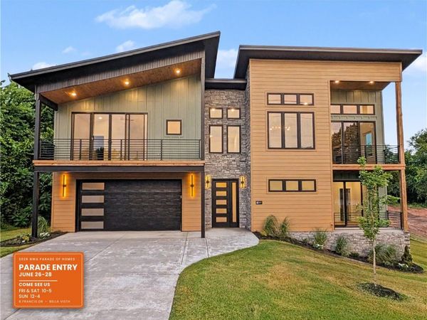 6 Francis Drive , Bella Vista, AR 72715