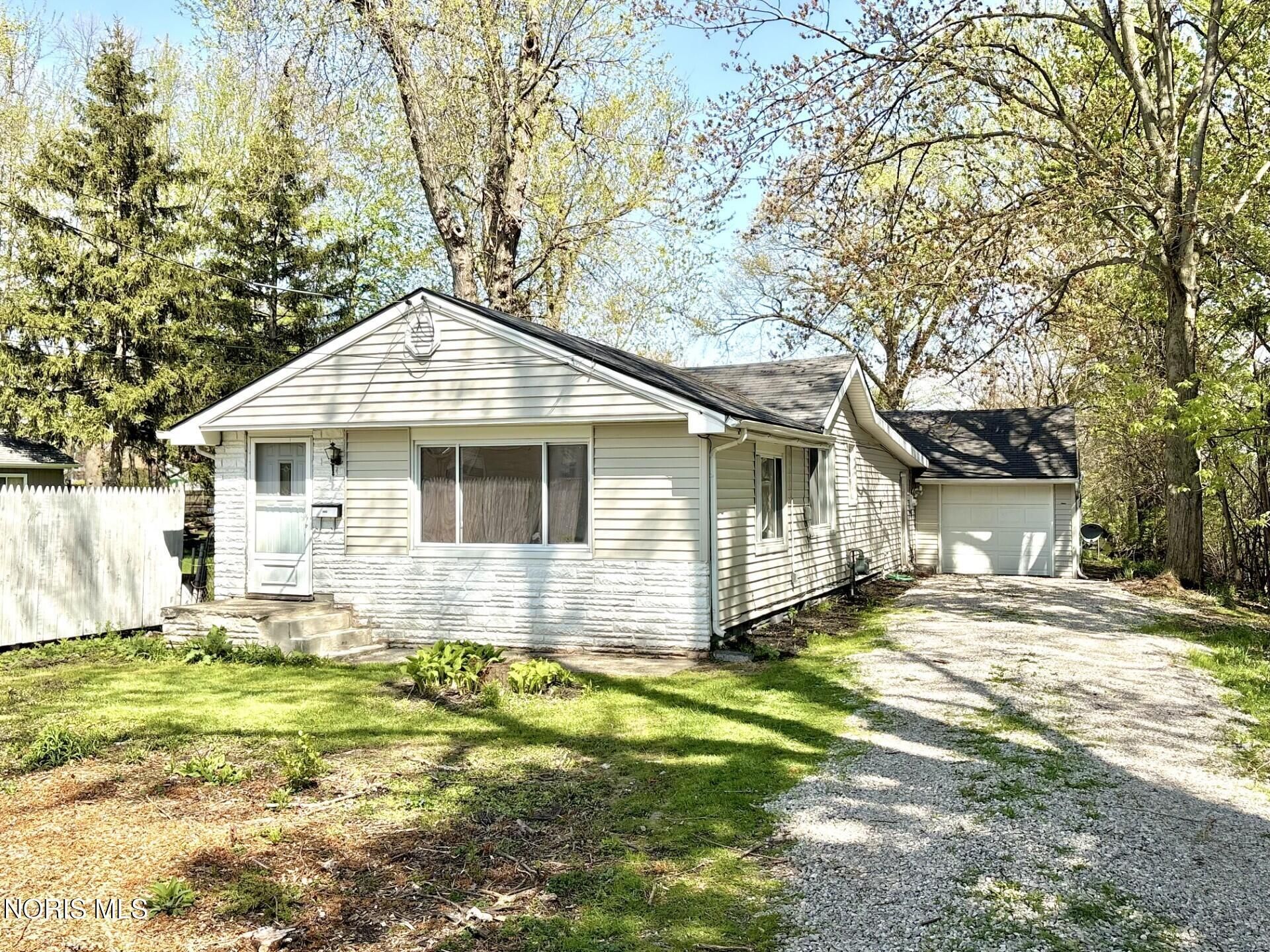 5228 Rowland Road, Toledo, OH 43613 Main Photo