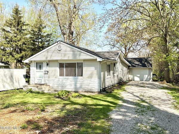 5228 Rowland Road , Toledo, OH 43613