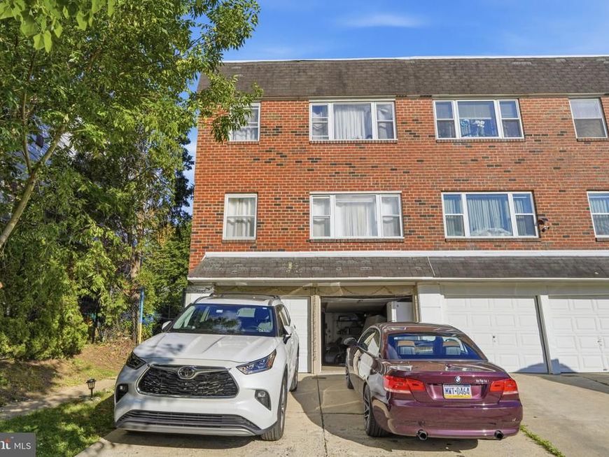 10839 Rennard Street, Philadelphia, PA 19116 Main Photo