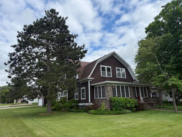 401 3rd Street SE, Little Falls, MN 56345