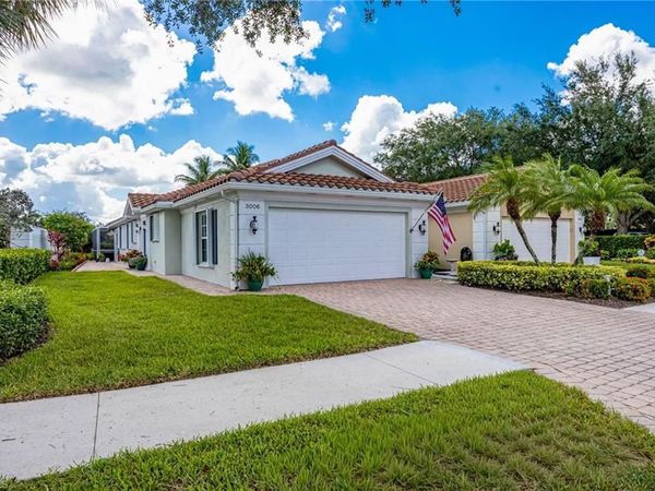 3006 Futuna LN , NAPLES, FL 34119