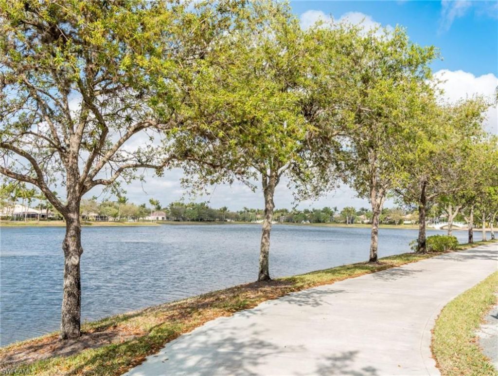 3006 Futuna Ln, Naples, FL 34119 Photo