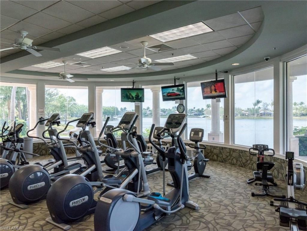 3006 Futuna Ln, Naples, FL 34119 Photo