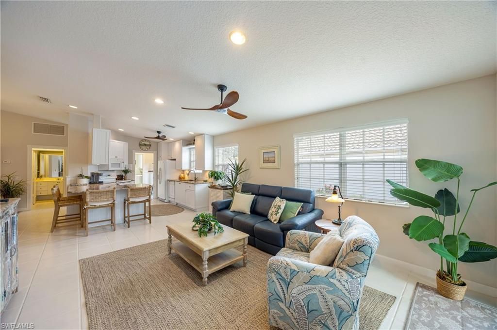 3006 Futuna Ln, Naples, FL 34119 Photo