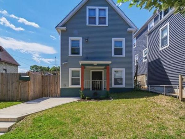 3719 E Barnard AVENUE, Cudahy, WI 53110