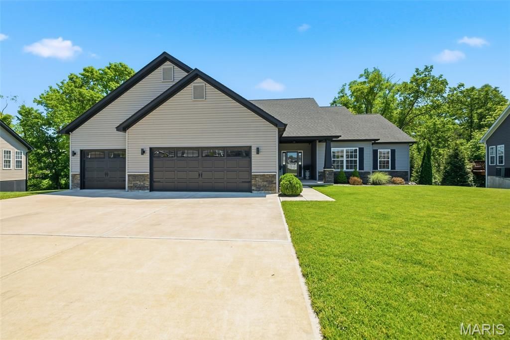 516 Cass Drive, Troy, MO 63379 Main Photo