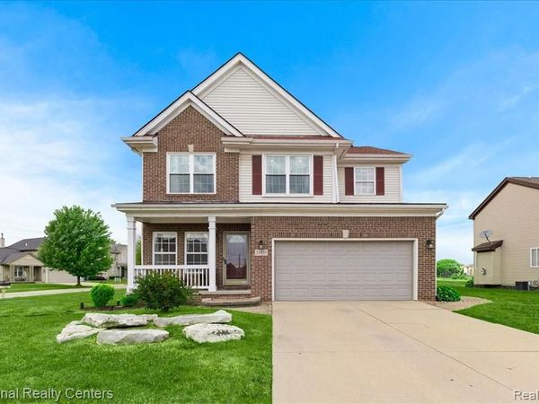25035 Constitution Avenue, Warren, MI 48089