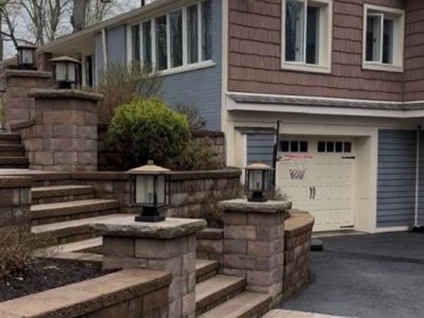 47665 Walnut Tree Lane, Plymouth Twp, MI 48170