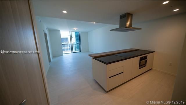 1000 Brickell Plz , Unit 4905, Miami, FL 33131 Photo