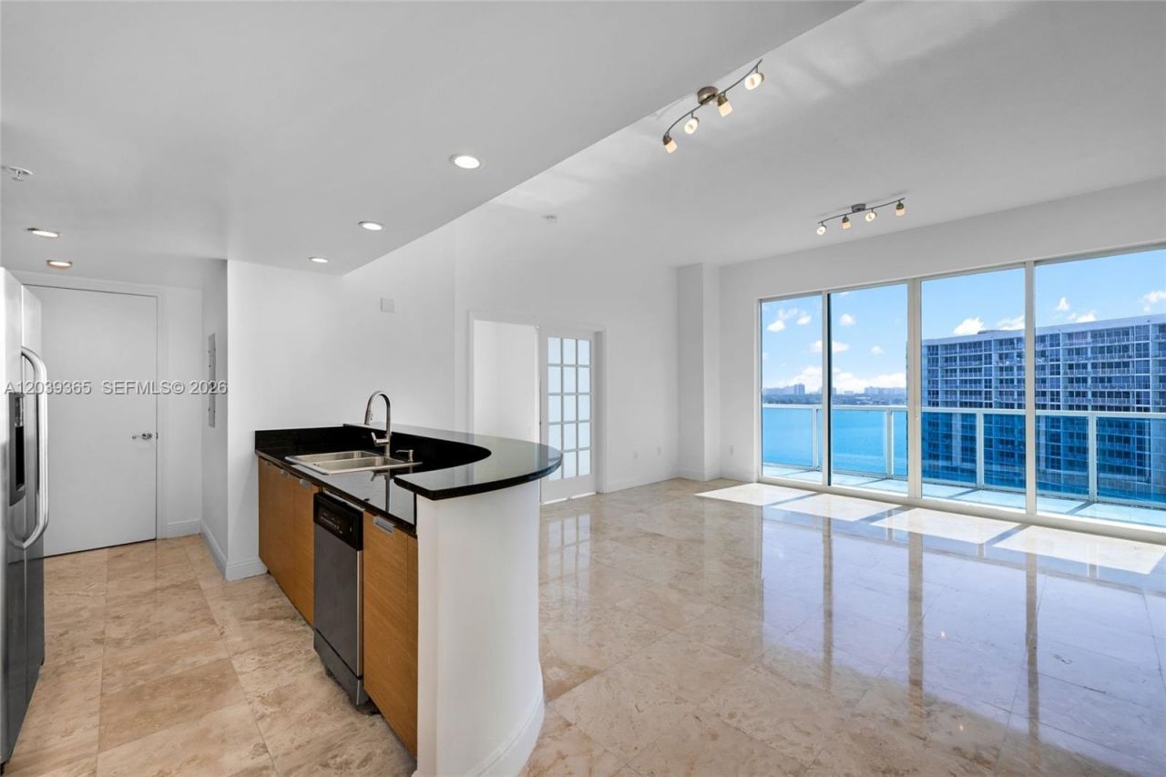 1881 79th St Cswy, Unit 2106-1, North Bay Village, FL 33141 Photo
