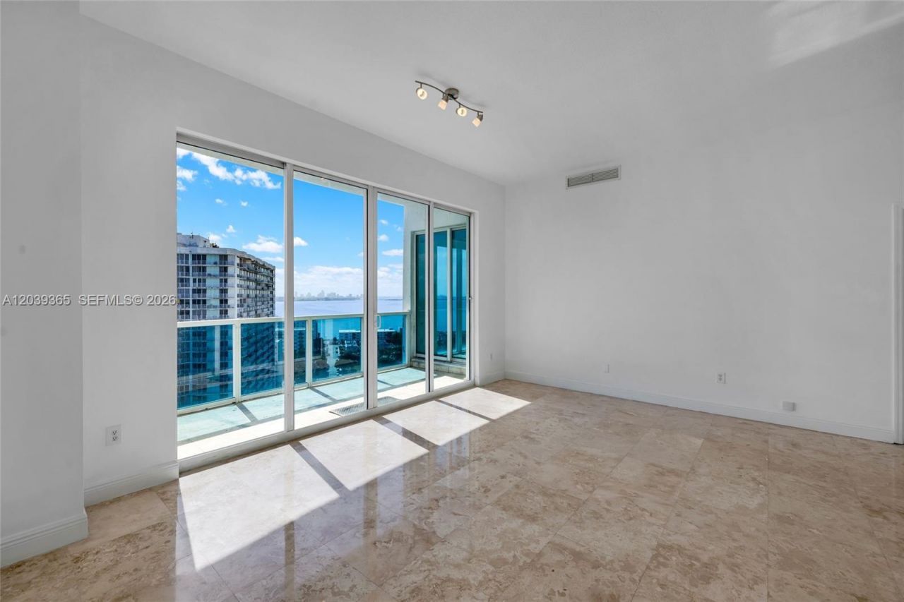 1881 79th St Cswy, Unit 2106-1, North Bay Village, FL 33141 Photo