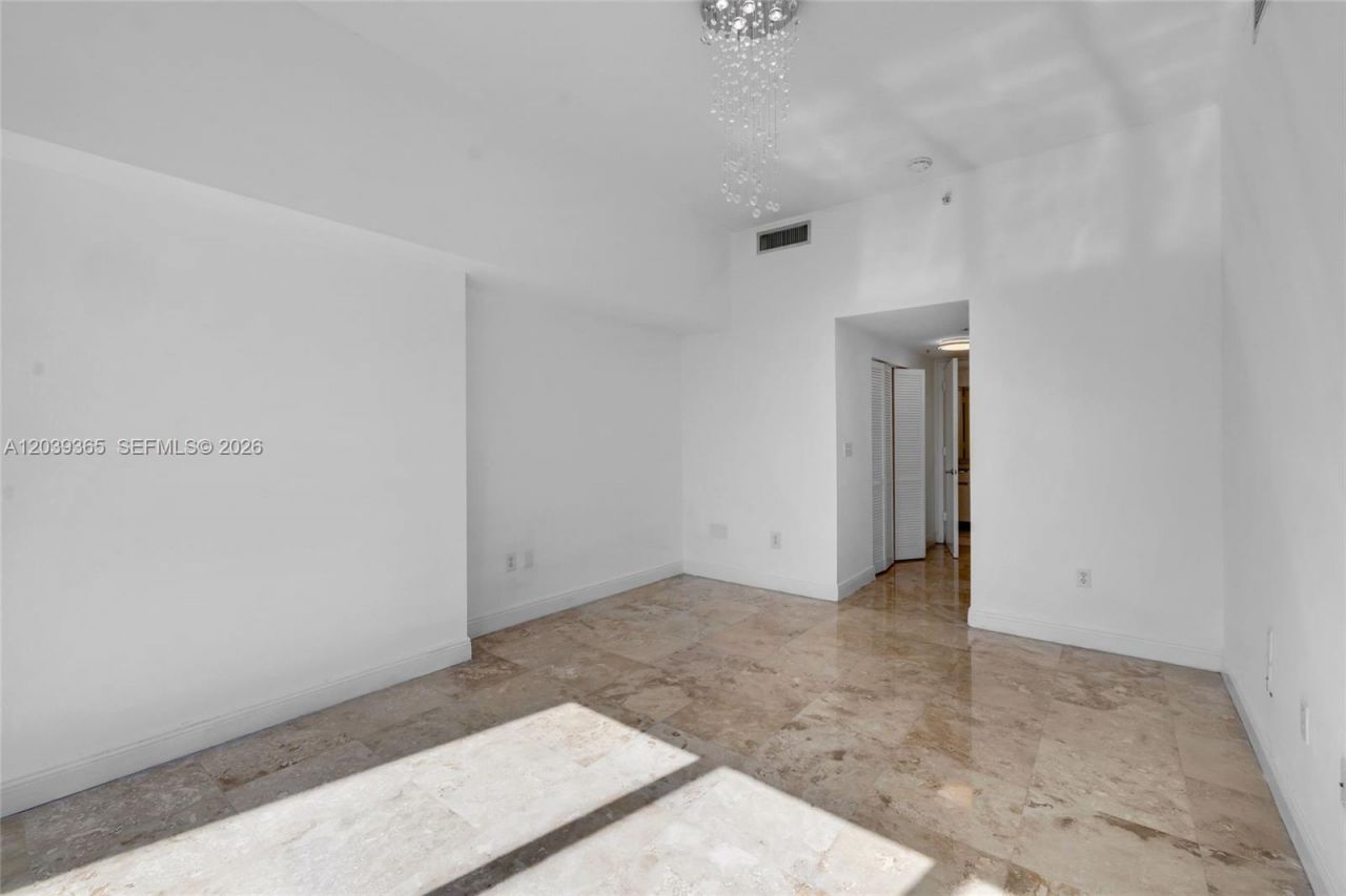 1881 79th St Cswy, Unit 2106-1, North Bay Village, FL 33141 Photo