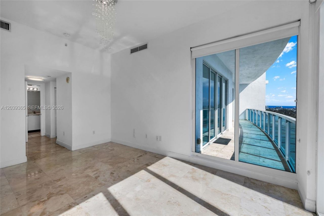 1881 79th St Cswy, Unit 2106-1, North Bay Village, FL 33141 Photo