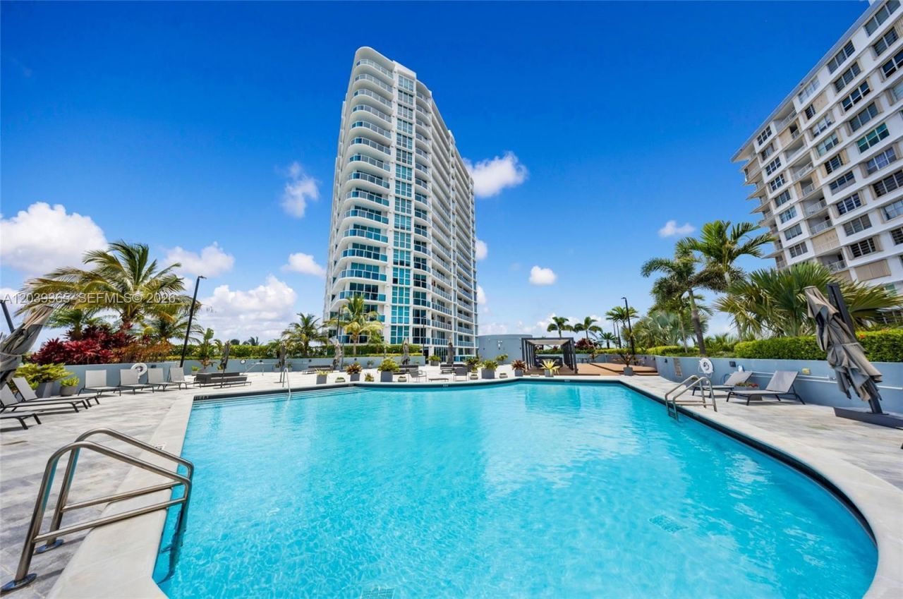 1881 79th St Cswy, Unit 2106-1, North Bay Village, FL 33141 Photo