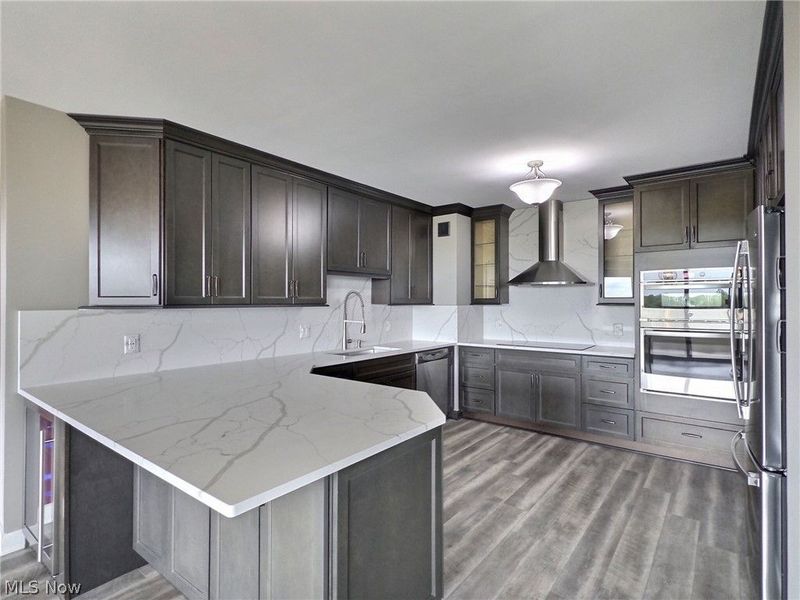 1 Bratenahl Place, Unit 802, Bratenahl, OH 44108 Photo 5