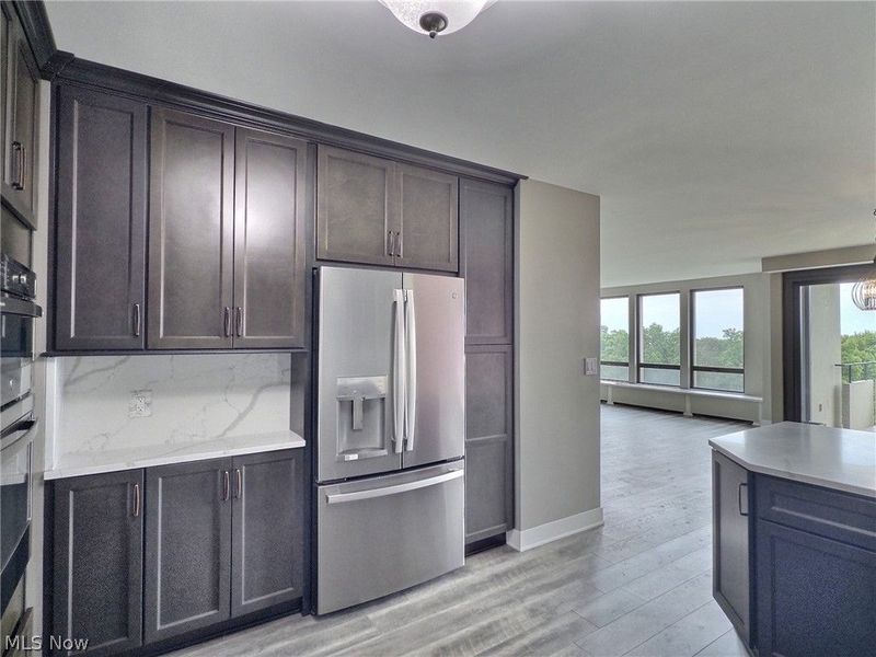 1 Bratenahl Place, Unit 802, Bratenahl, OH 44108 Photo 7