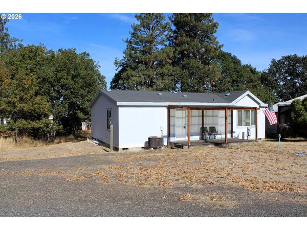 18 S APPLEMAN RD, Tygh Valley, OR 97063