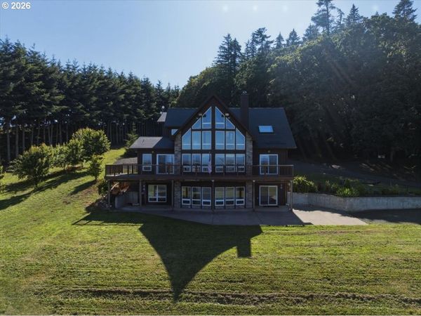 22000 SE UPPER MATTHEWS CREEK LN, Amity, OR 97101