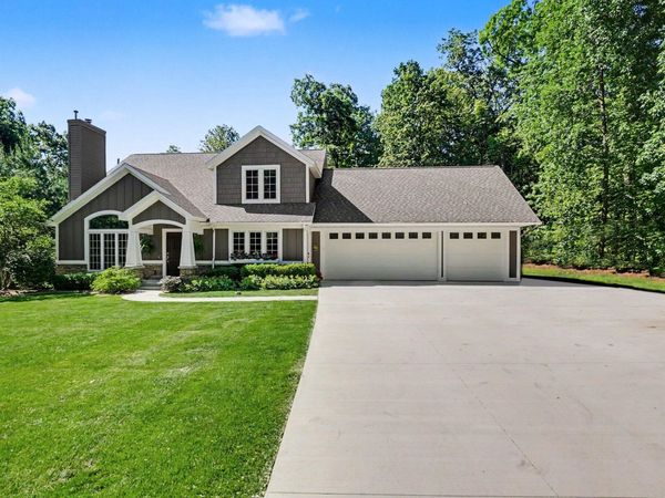 7000 Windcrest Street SE, Grand Rapids, MI 49546