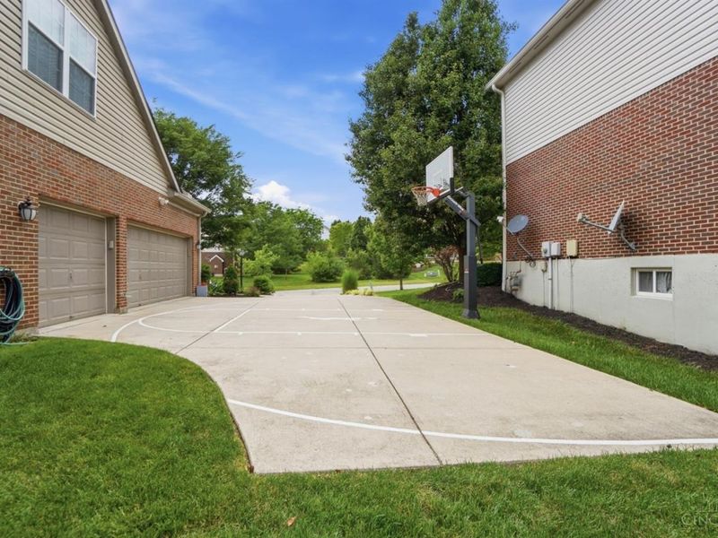 7484 Hunters Trail, West Chester, OH 45069 Photo 73