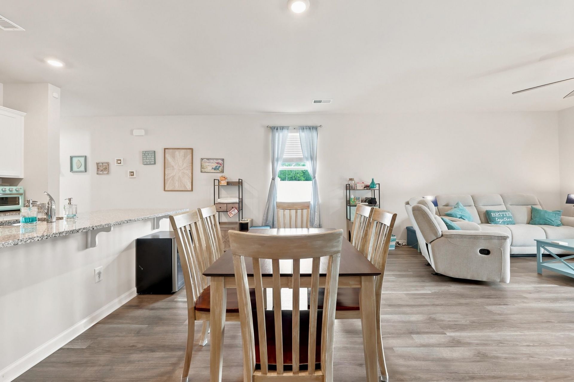 427 Samara Dr. Photo 30
