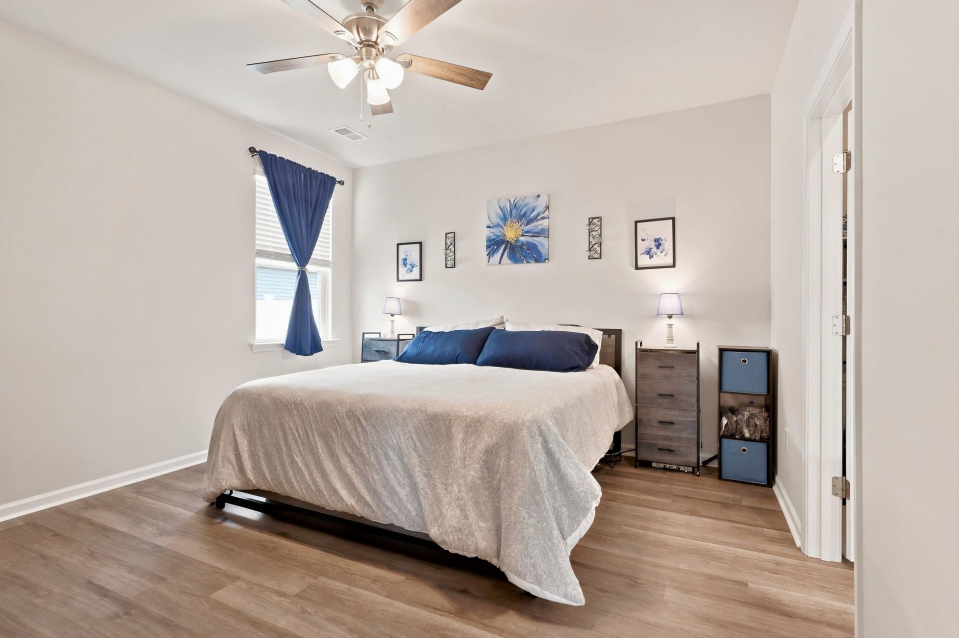 427 Samara Dr. Photo 34