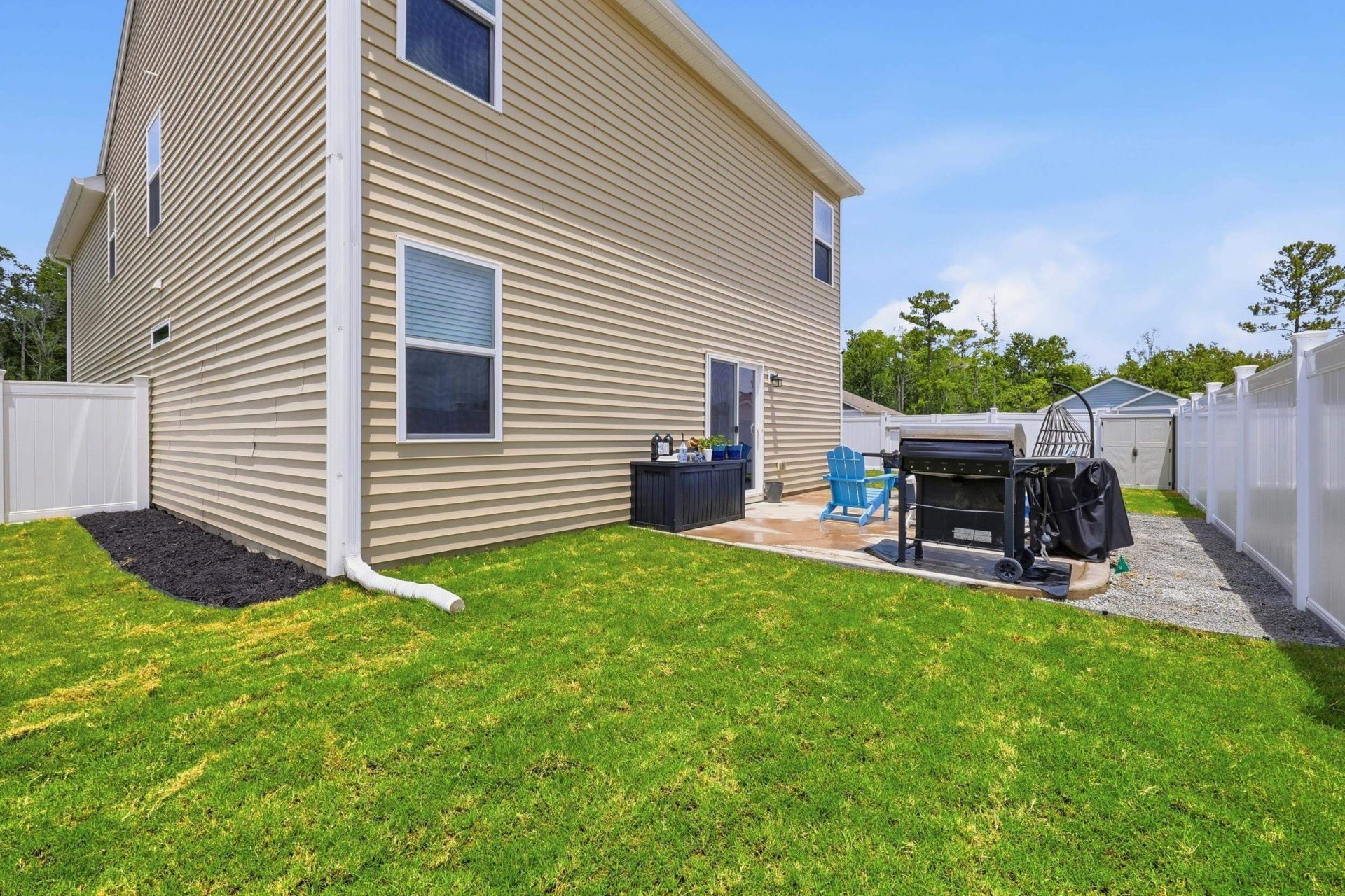 427 Samara Dr. Photo 40