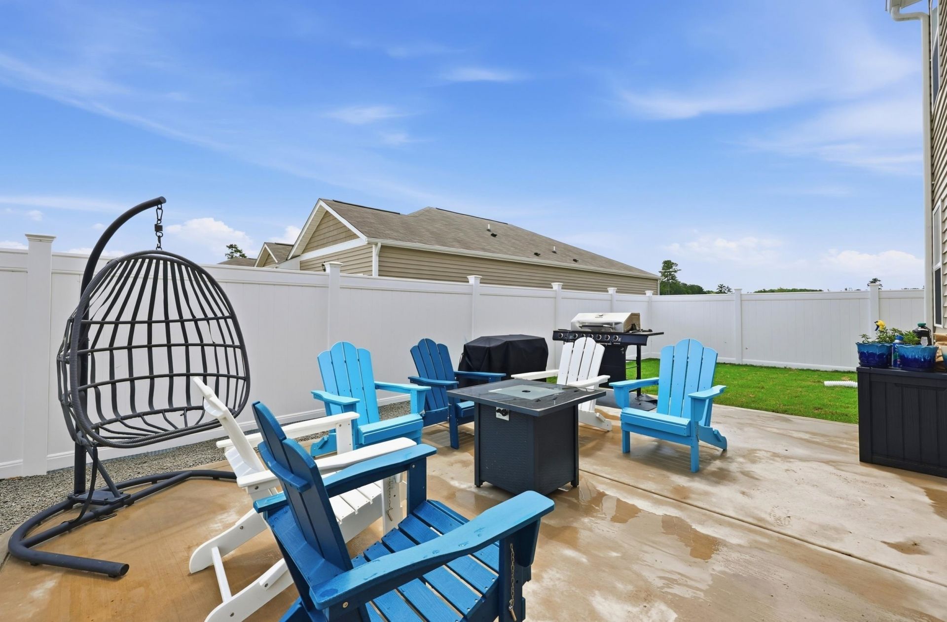 427 Samara Dr. Photo 41