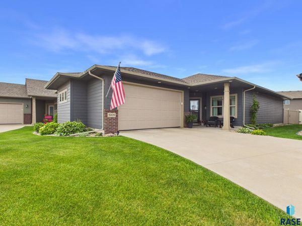 5009 E 62nd St, Sioux Falls, SD 57108