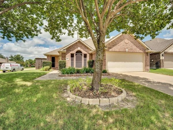 201 Old Settlers Trail , Waxahachie, TX 75167