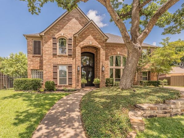 415 Thistle Court, Southlake, TX 76092