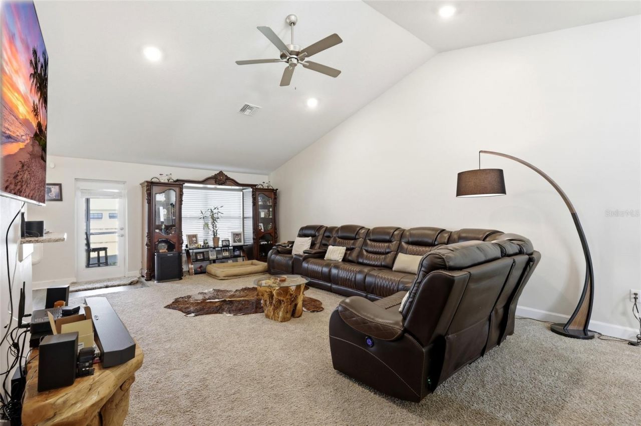 5513 Myrtle Drive , Fort Pierce, FL 34982 Photo