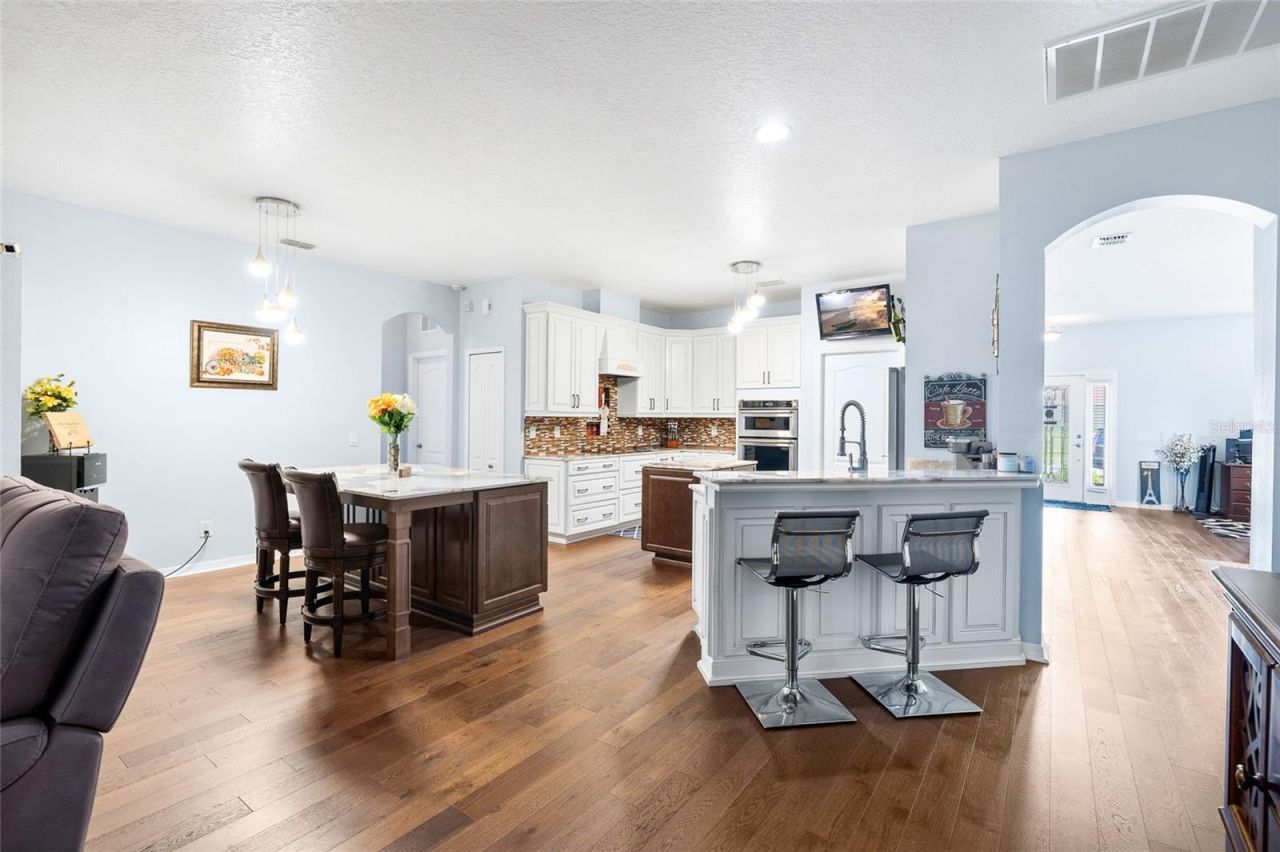10839 Breaking Rocks Drive , Tampa, FL 33647 Photo