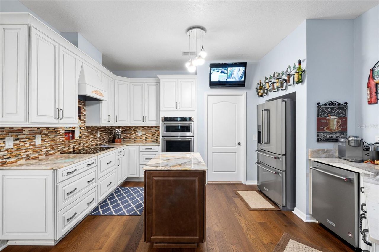 10839 Breaking Rocks Drive , Tampa, FL 33647 Photo